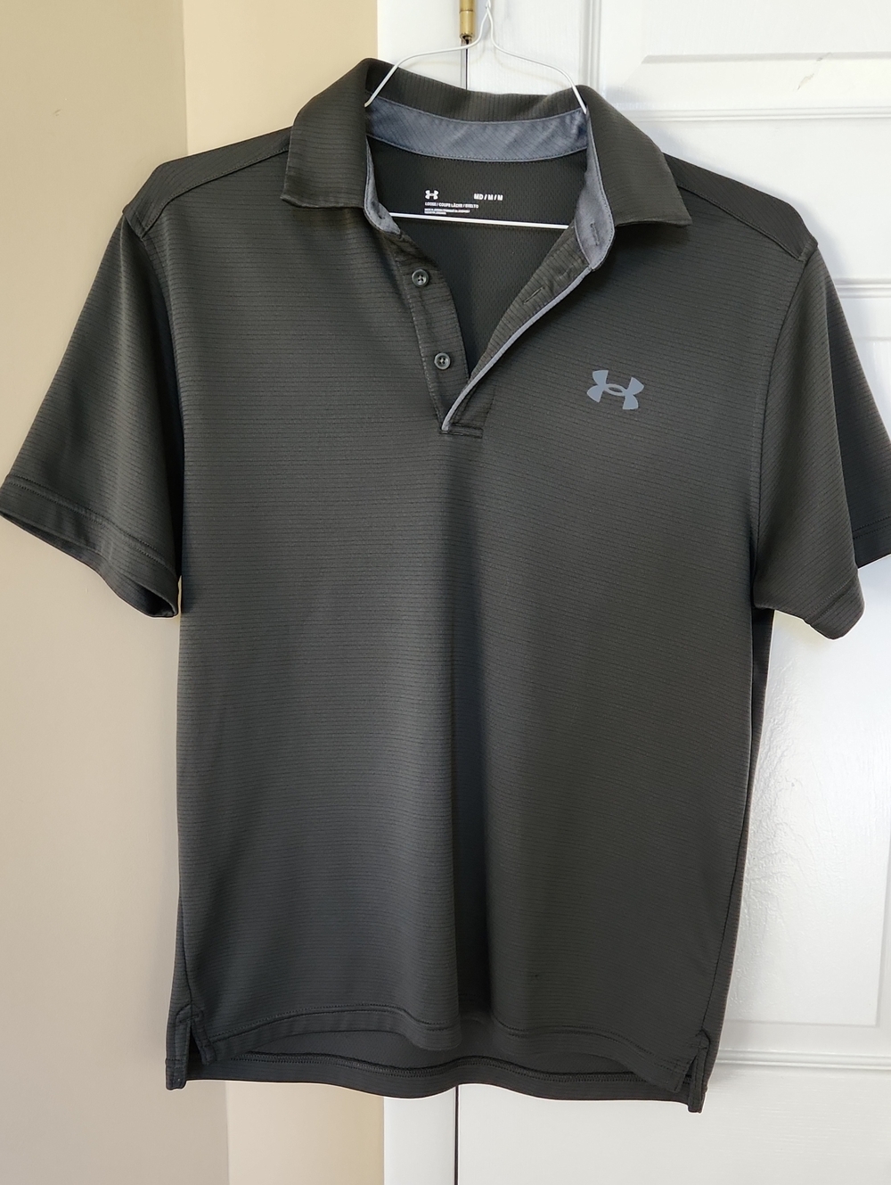 Under Armour Polo Shirt, Medium
